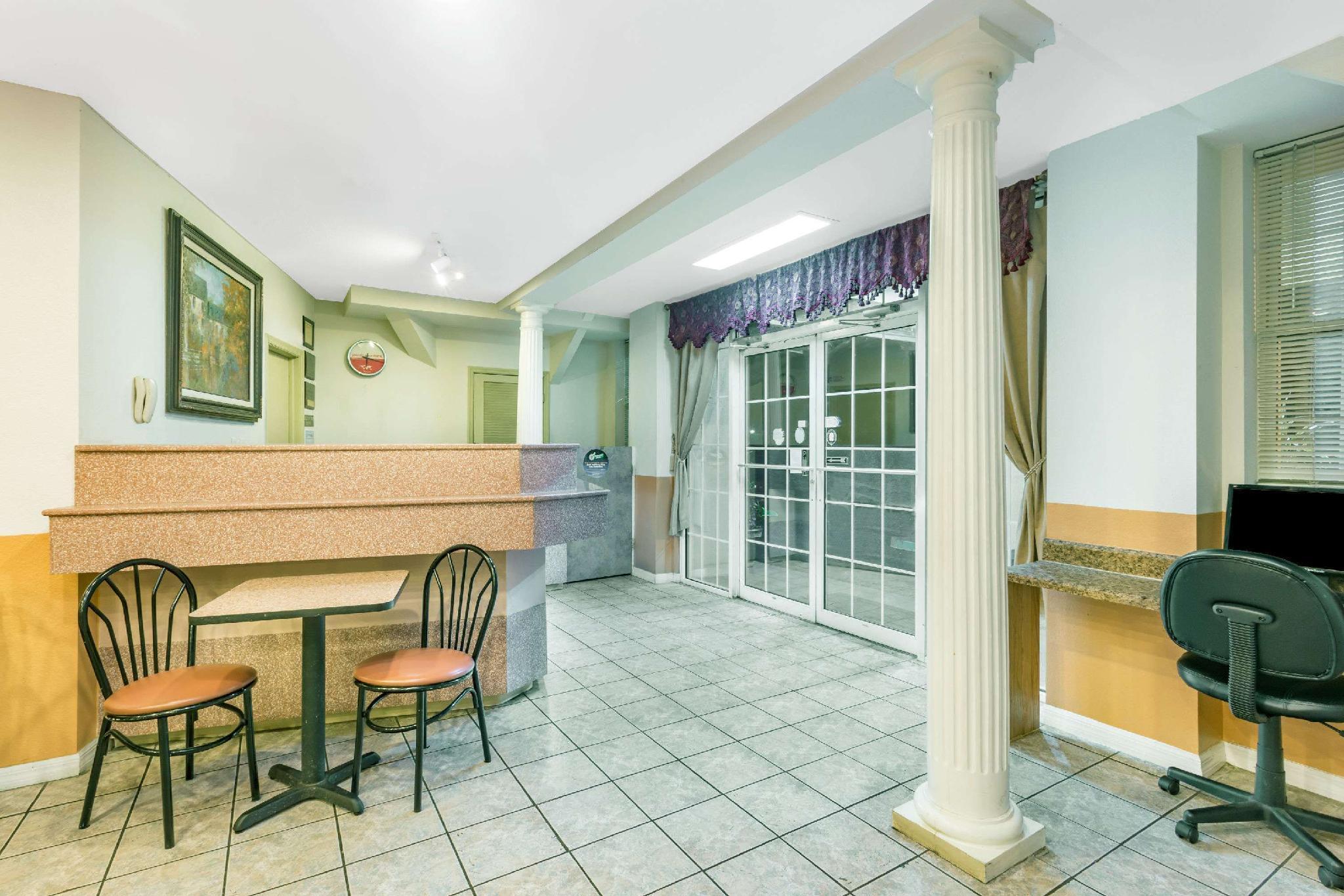 Howard Johnson By Wyndham Lake City Ngoại thất bức ảnh