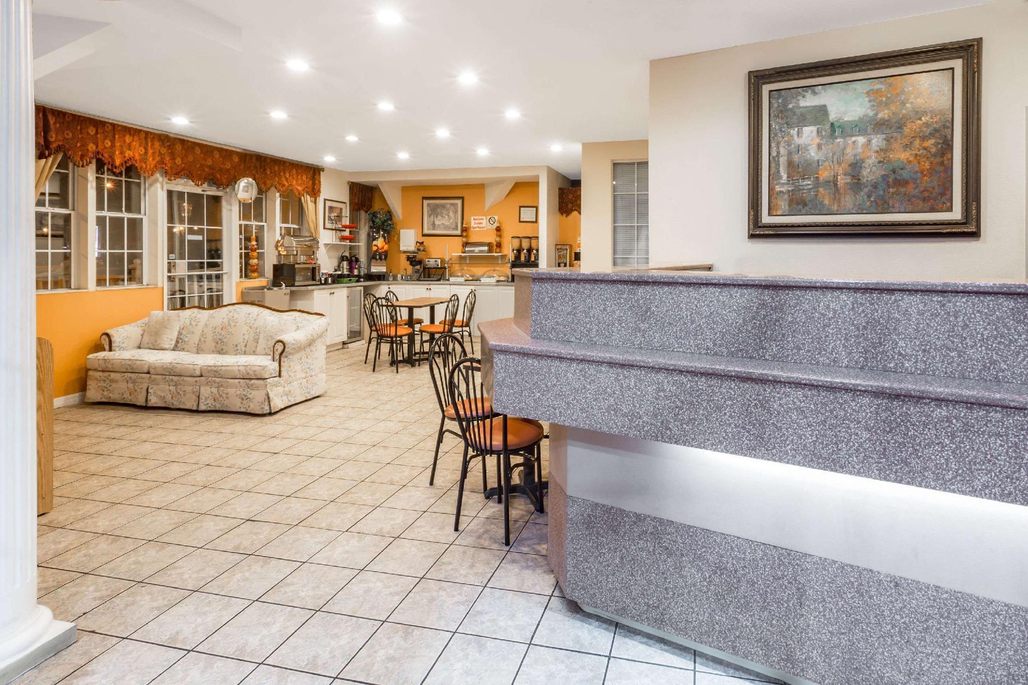 Howard Johnson By Wyndham Lake City Ngoại thất bức ảnh